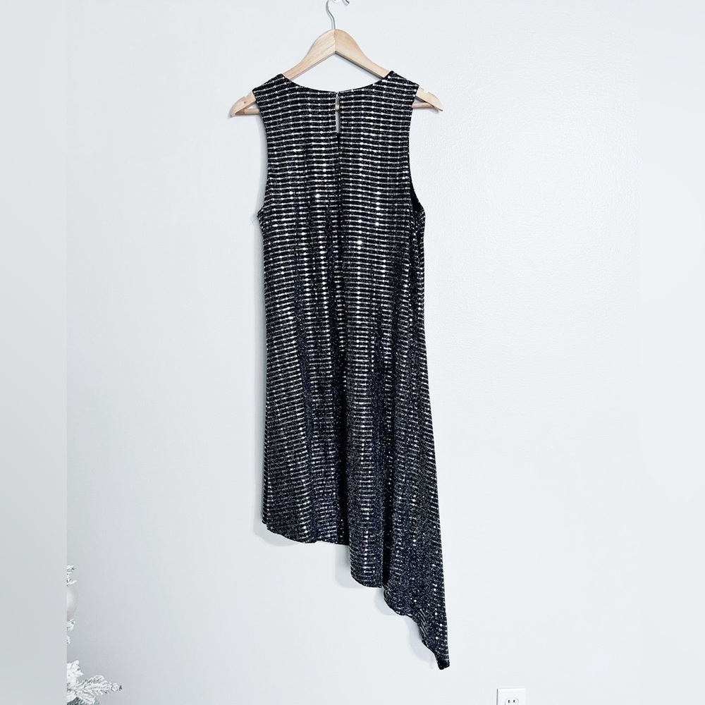 Anne Klein Shimmer Liquid Sleek Cocktail Party Dress - Picture 4 of 5